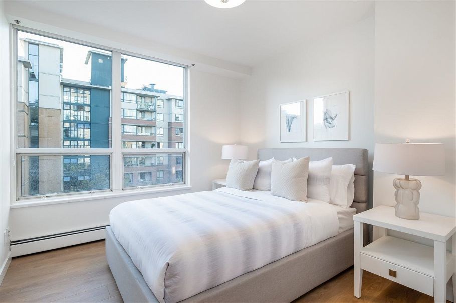 605 1228 Marinaside Crescent Vancouver, BC - 17