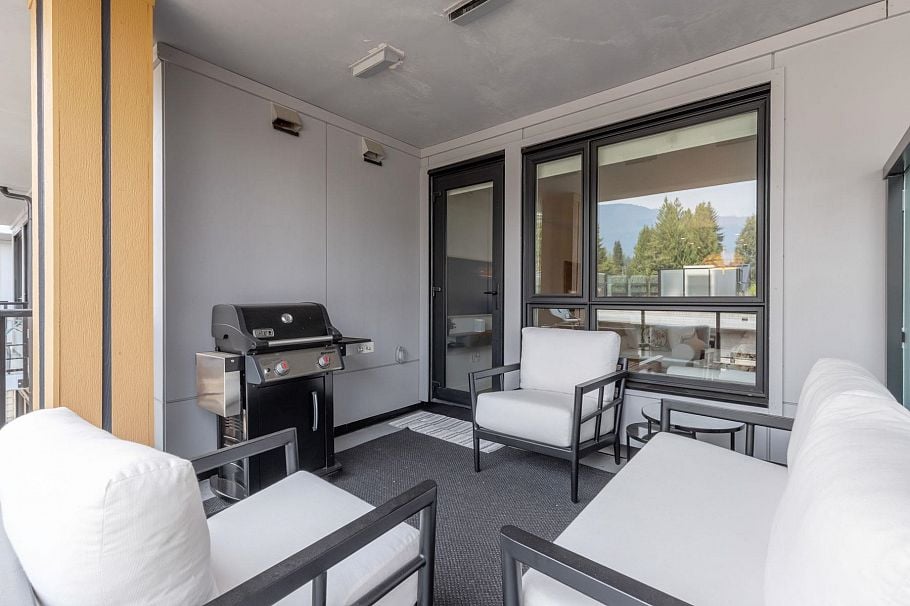 402 3220 Connaught Crescent North Vancouver, BC - 22