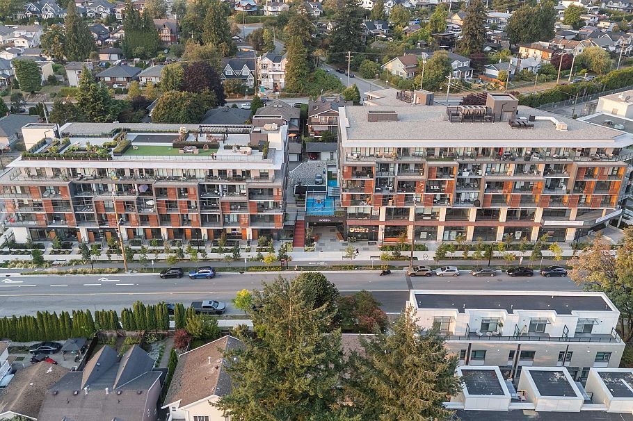 454 422 E 3rd Street North Vancouver, BC - 24