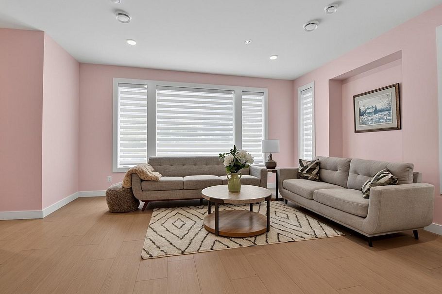 1 2254 E 24th Avenue Vancouver, BC - 2