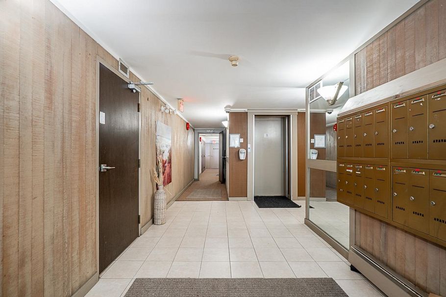 203 1169 Nelson Street Vancouver, BC - 5