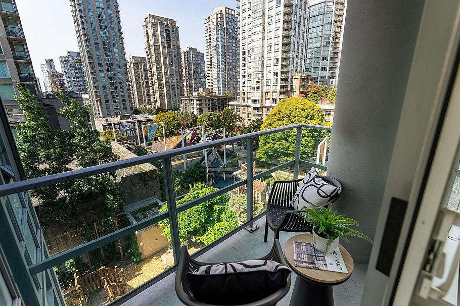 708 833 Homer Street Vancouver, BC - 26