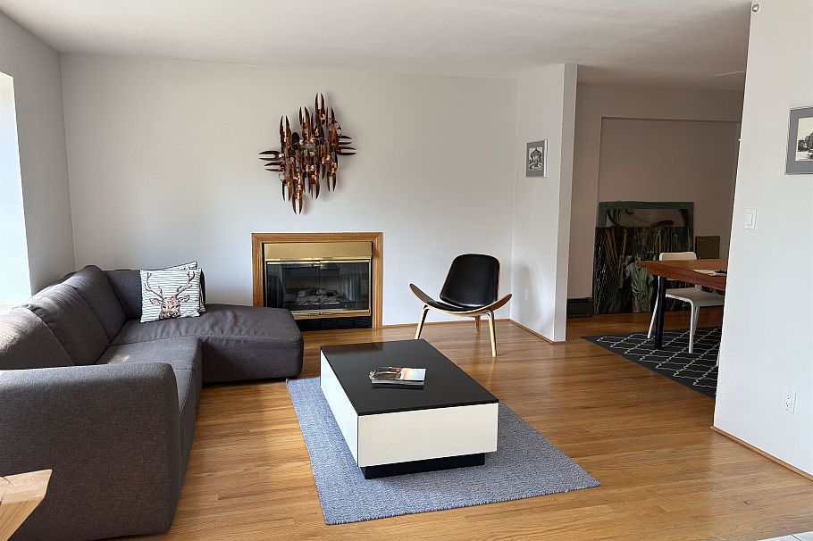 4227 W 14th Avenue Vancouver, BC - 3