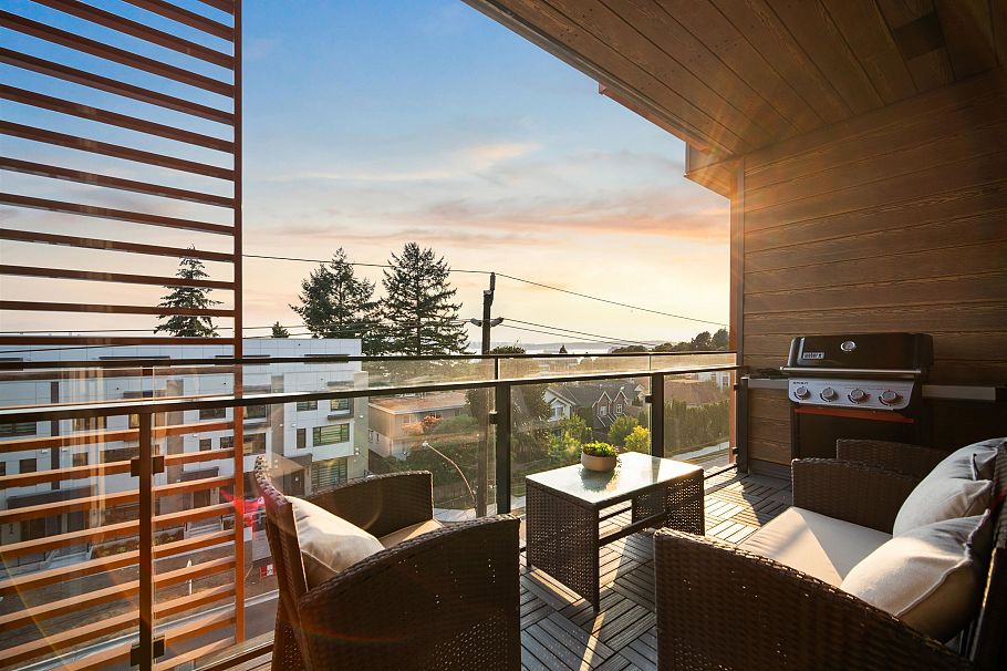 454 422 E 3rd Street North Vancouver, BC - 17