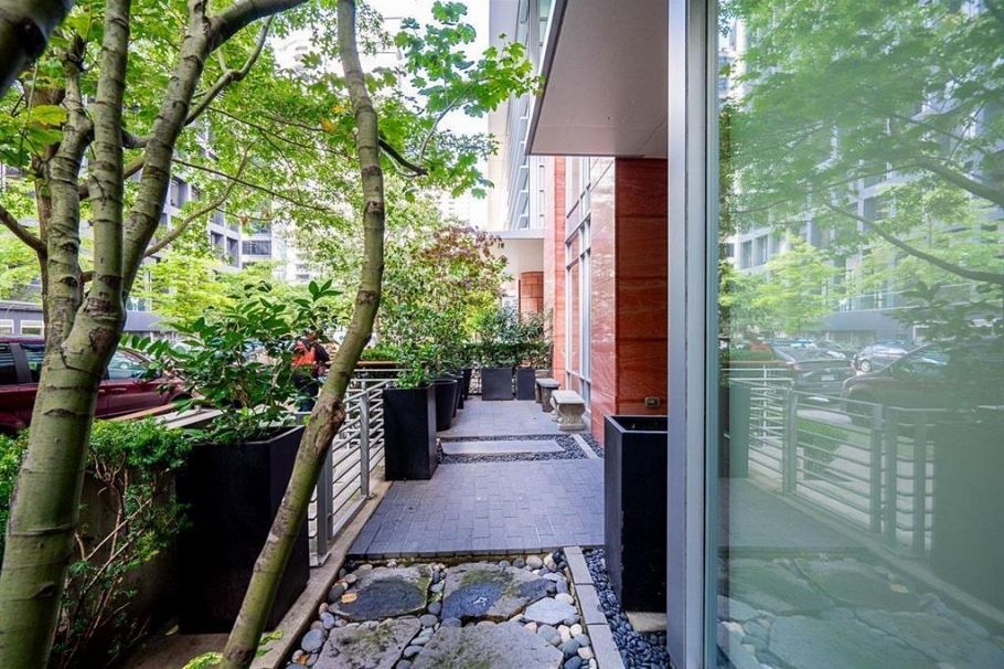 1163 W Cordova Street Vancouver, BC - 29