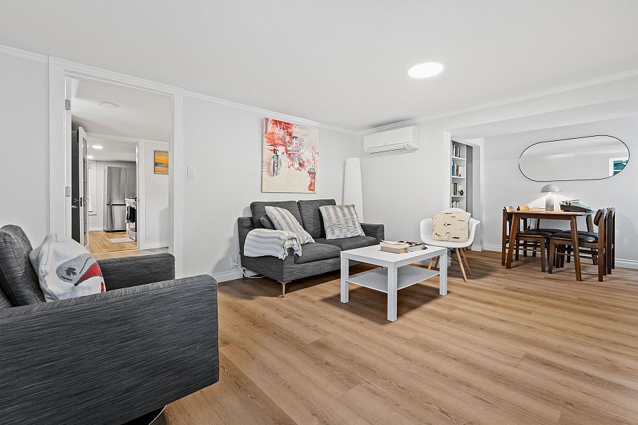 2656 W 3rd Avenue Vancouver, BC - 14