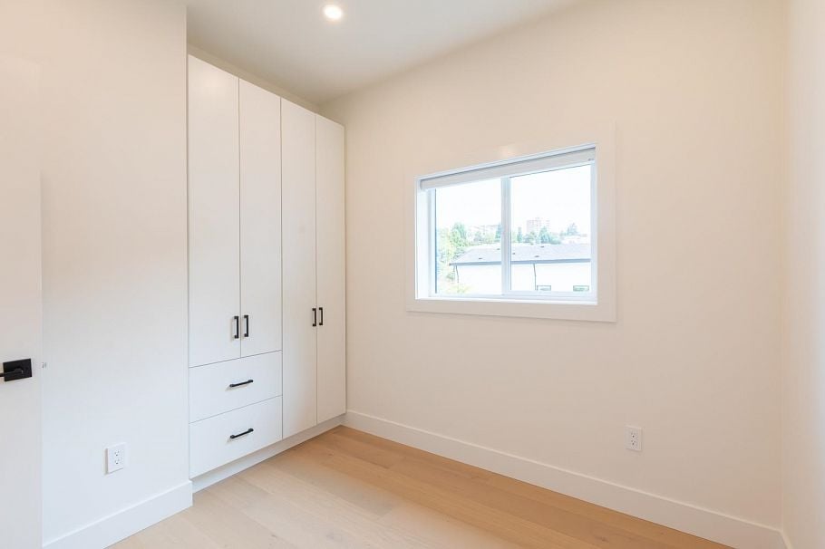 3 3615 Turner Street Vancouver, BC - 18