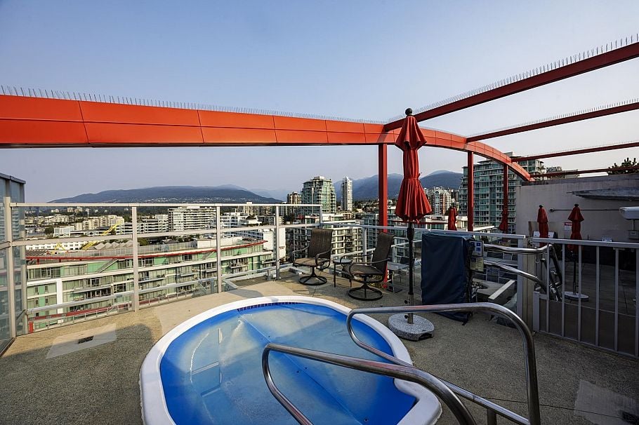 303 199 Victory Ship Way North Vancouver, BC - 24