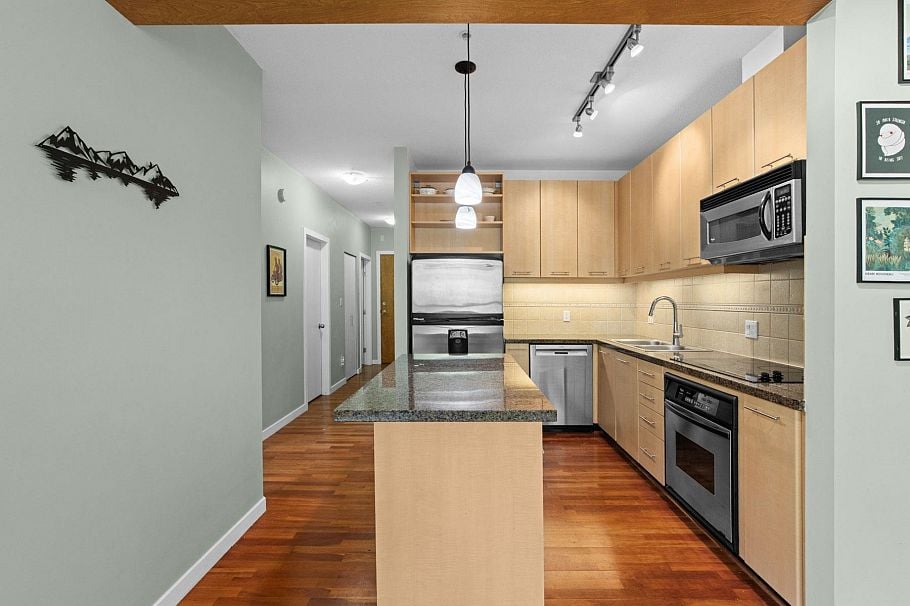 408 560 Ravenwoods Drive North Vancouver, BC - 4