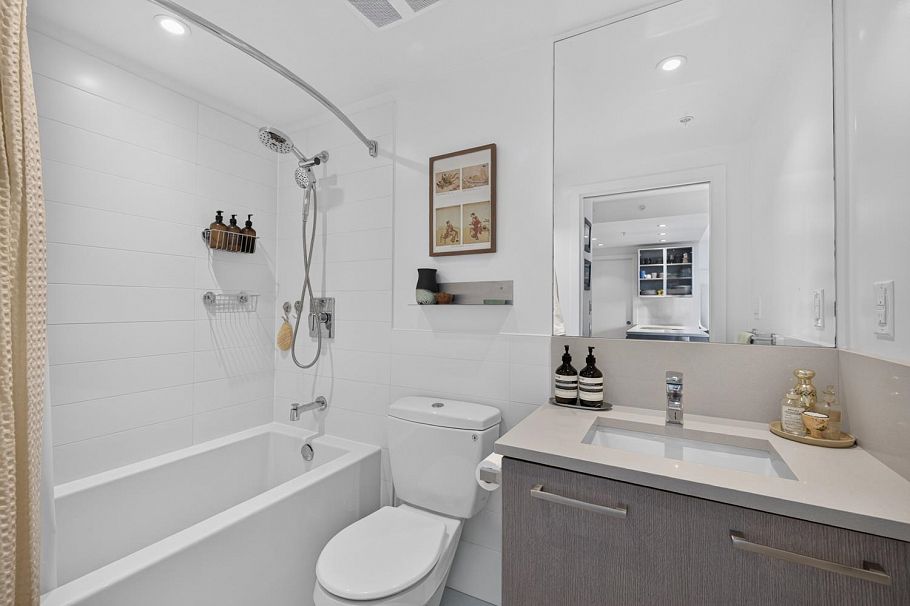 1009 983 E Hastings Street Vancouver, BC - 22