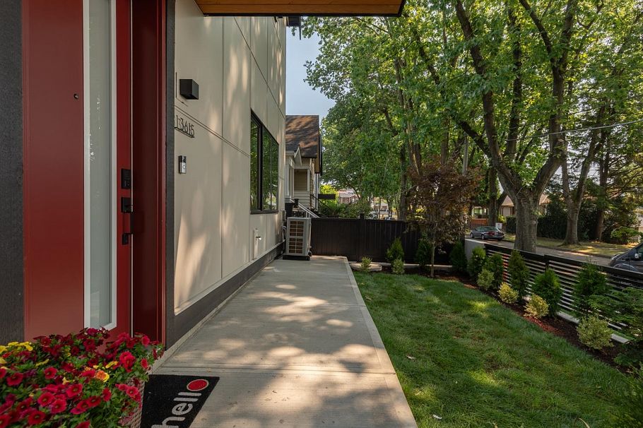 1 3615 Turner Street Vancouver, BC - 28