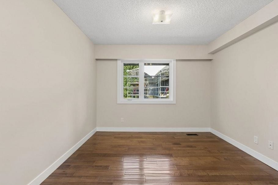 1056 LILLOOET ROAD, North Vancouver BC V7J 2H8 North Vancouver, BC - 17