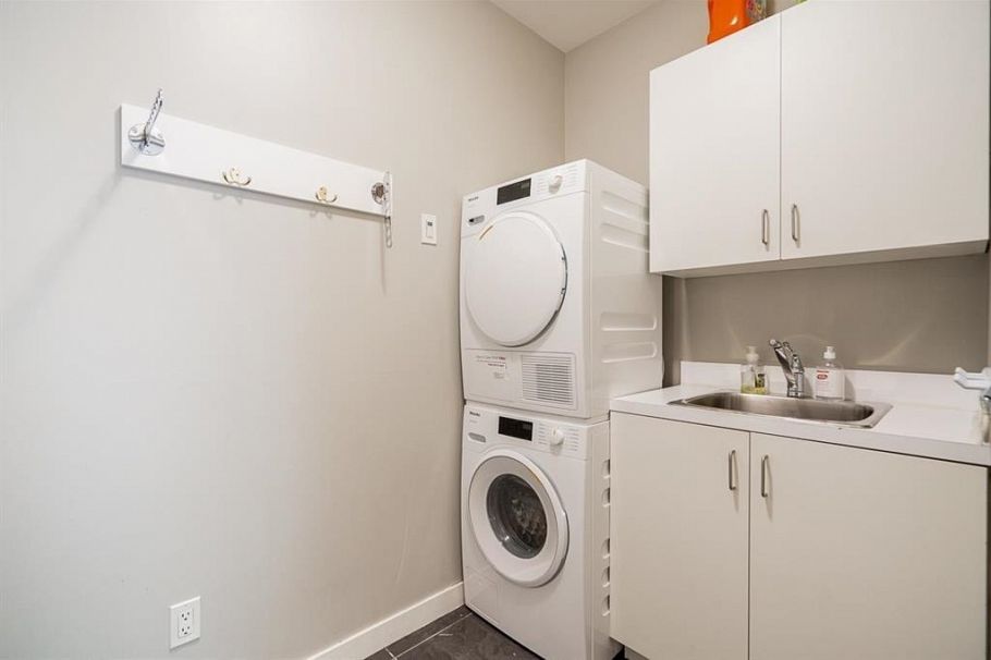 1163 W Cordova Street Vancouver, BC - 15