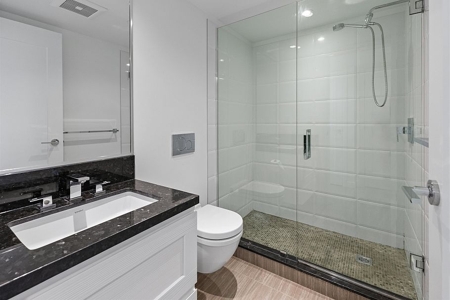 1703 3355 Binning Road Vancouver, BC - 17