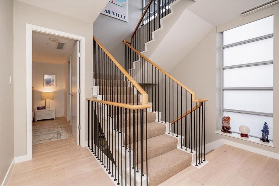 1163 W Cordova Street Vancouver, BC - 16