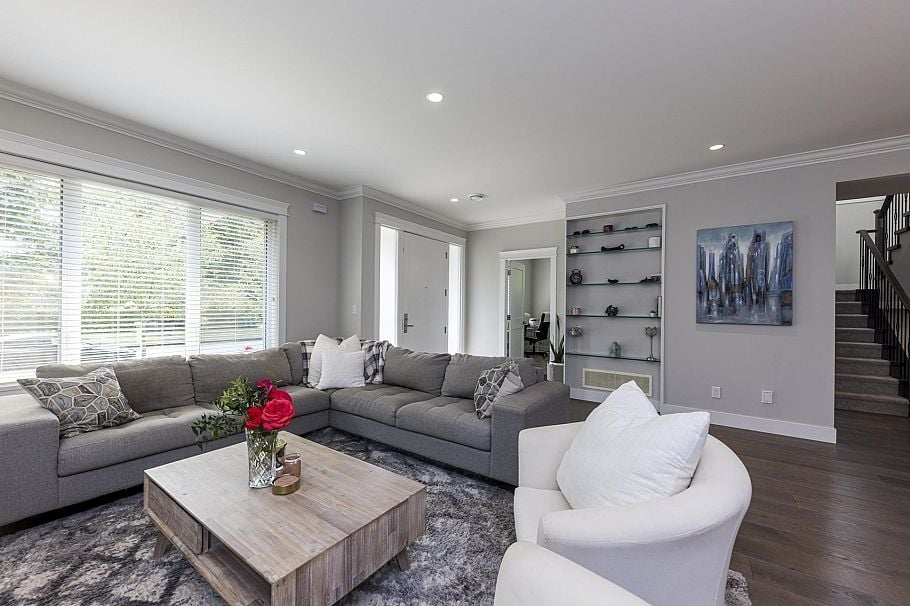 842 W 20th Street North Vancouver, BC - 3