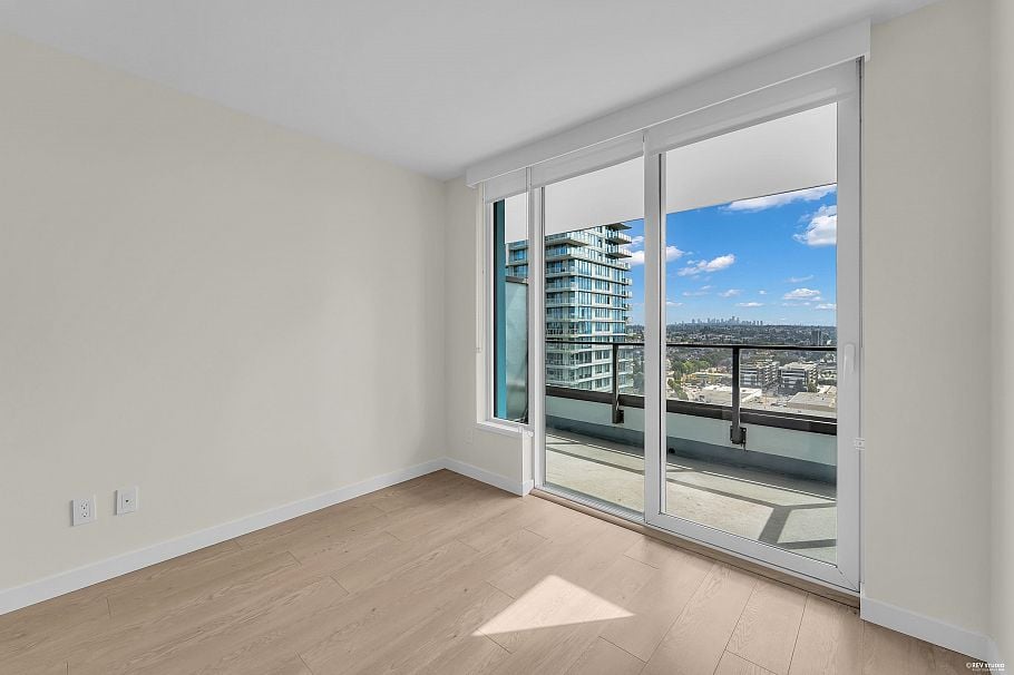 2405 8189 Cambie Street Vancouver, BC - 8