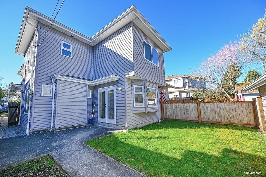 8412 Fremlin Street Vancouver, BC - 2