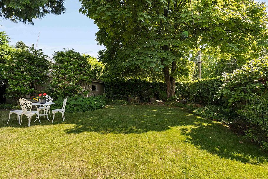 696 W 27th Avenue Vancouver, BC - 13