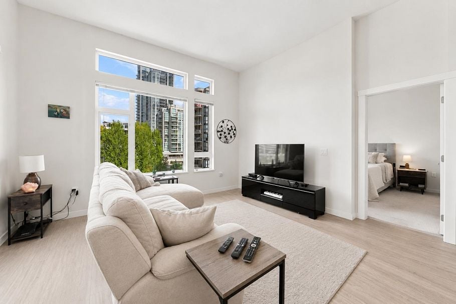 606 123 W 1st Street North Vancouver, BC - 6