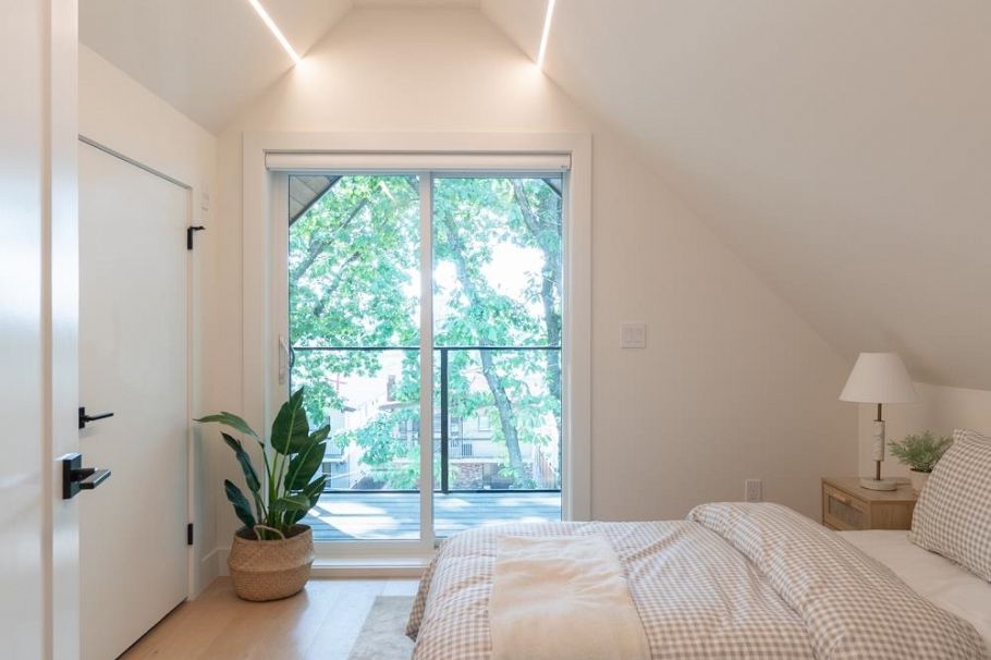 1 3615 Turner Street Vancouver, BC - 24
