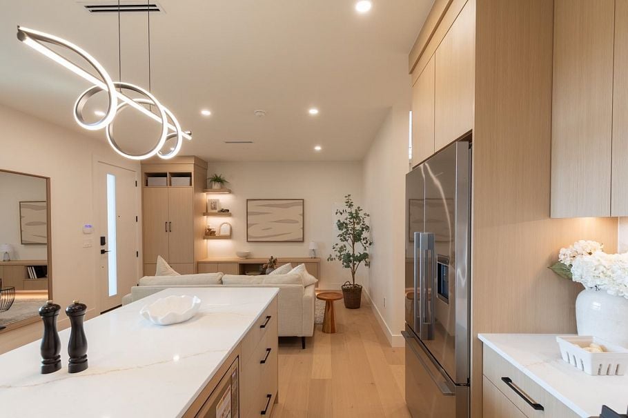 1 3615 Turner Street Vancouver, BC - 11