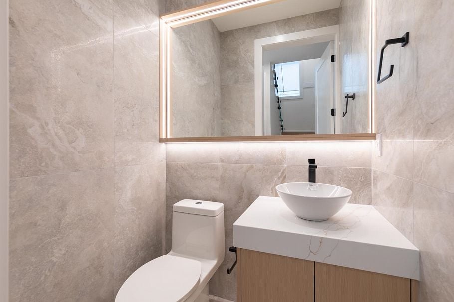 2 3615 Turner Street Vancouver, BC - 11