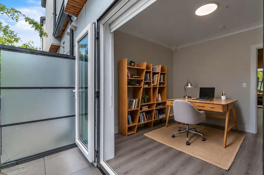 8327 French Street Vancouver, BC - 16
