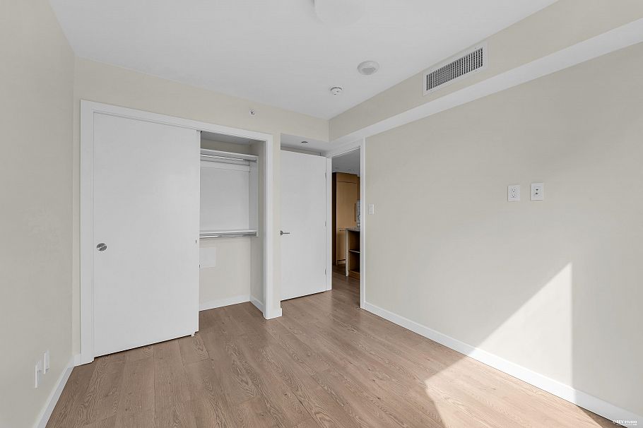 2405 8189 Cambie Street Vancouver, BC - 11