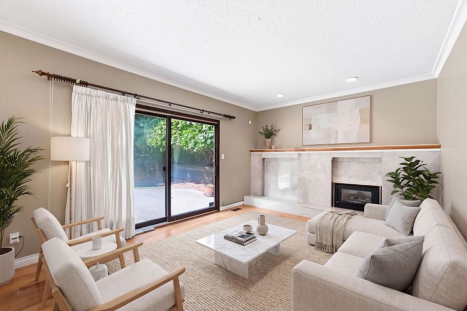 5519 Cliffridge Place North Vancouver, BC - 3