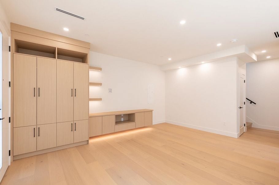 3 3615 Turner Street Vancouver, BC - 10