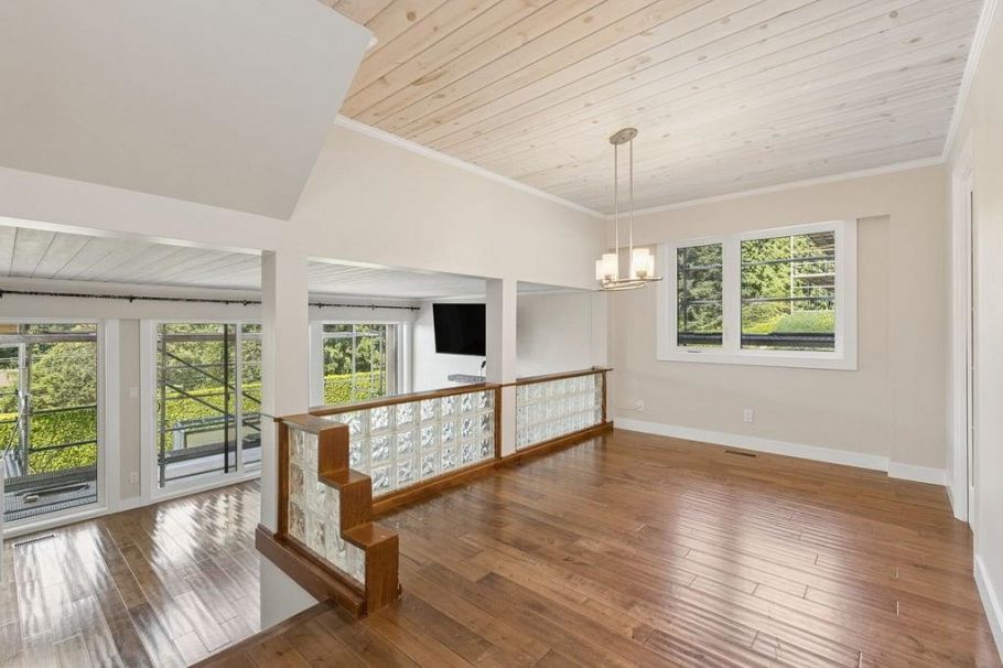 1056 LILLOOET ROAD, North Vancouver BC V7J 2H8 North Vancouver, BC - 6