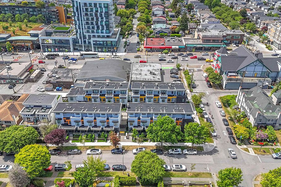 8327 French Street Vancouver, BC - 20