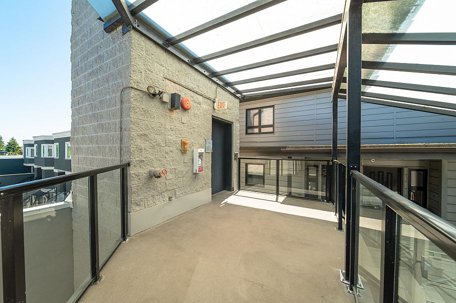 302 3788 W 10th Avenue Vancouver, BC - 27