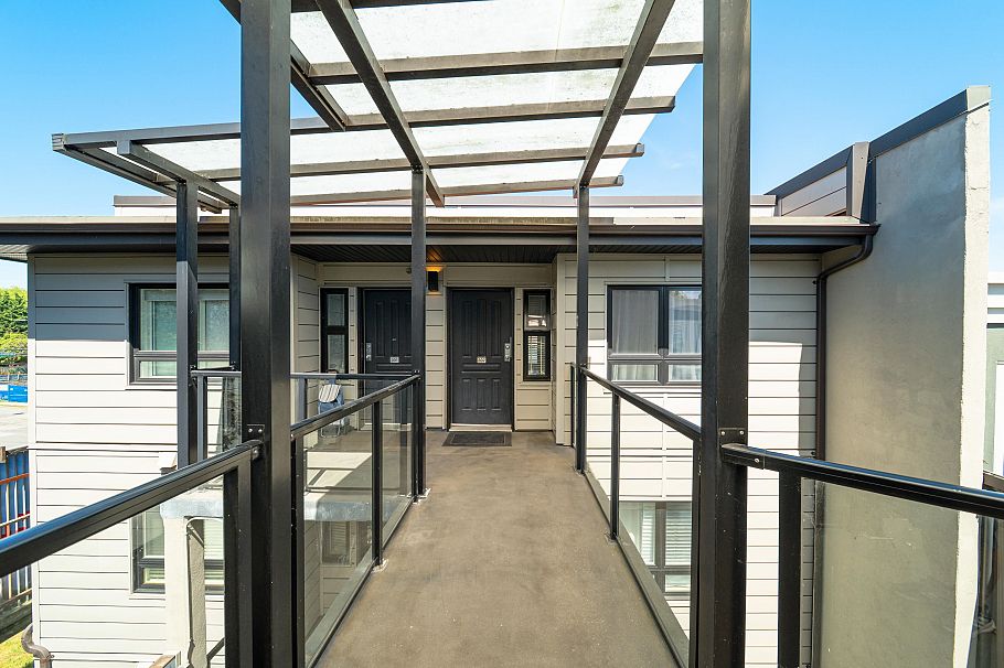 302 3788 W 10th Avenue Vancouver, BC - 26