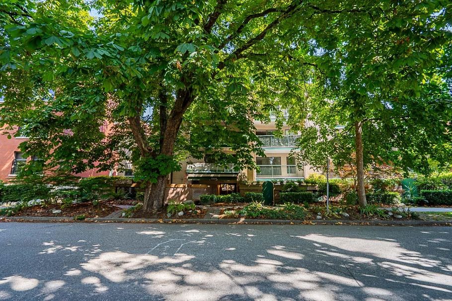 203 1169 Nelson Street Vancouver, BC - 3