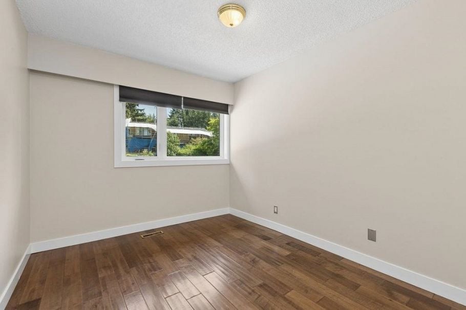 1056 LILLOOET ROAD, North Vancouver BC V7J 2H8 North Vancouver, BC - 23