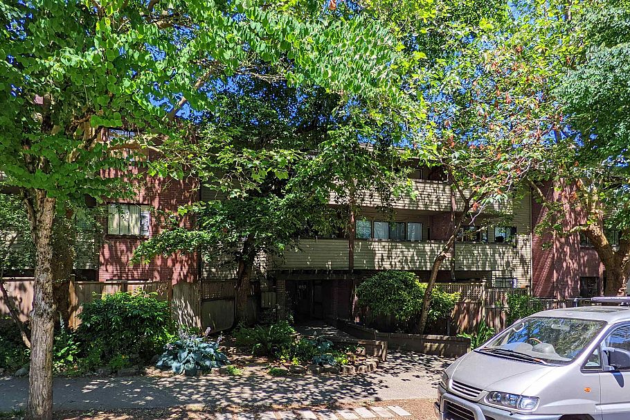 111 853 E 7th Avenue Vancouver, BC - 20