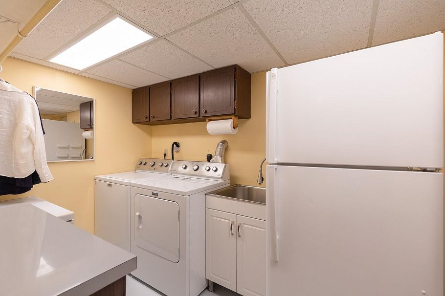1738 W 66th Avenue Vancouver, BC - 18