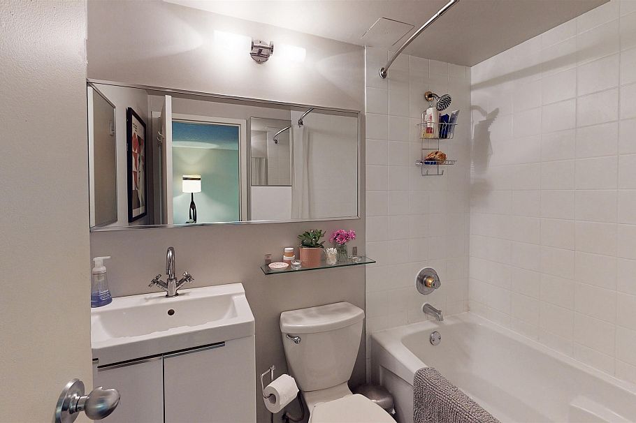 111 853 E 7th Avenue Vancouver, BC - 13