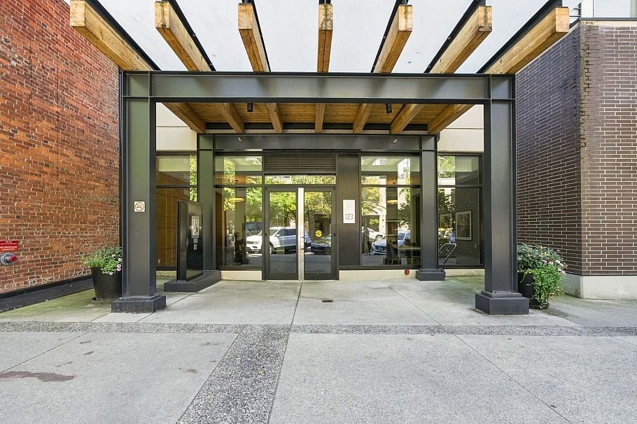 606 123 W 1st Street North Vancouver, BC - 29