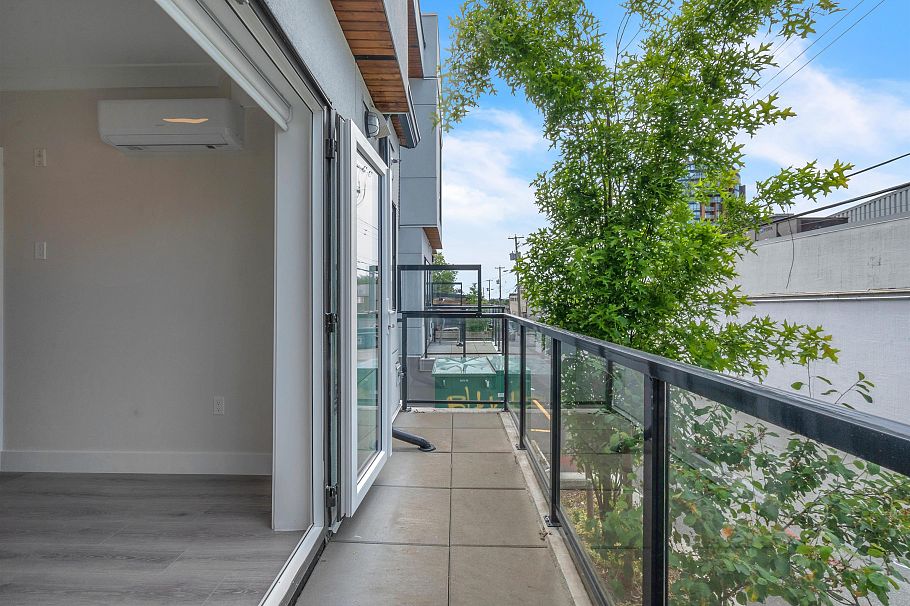 8327 French Street Vancouver, BC - 12