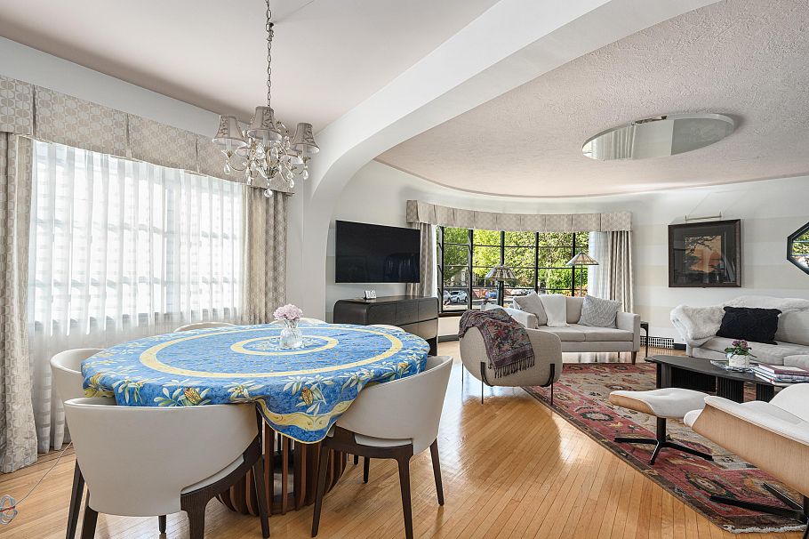 696 W 27th Avenue Vancouver, BC - 25