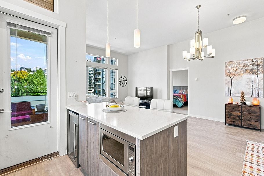606 123 W 1st Street North Vancouver, BC - 8