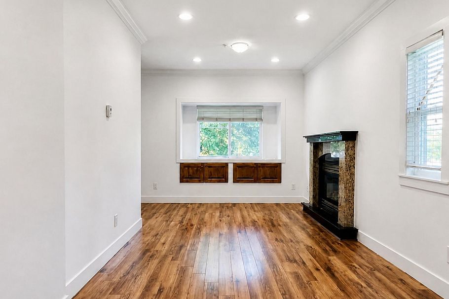 2388 E 5th Avenue Vancouver, BC - 5