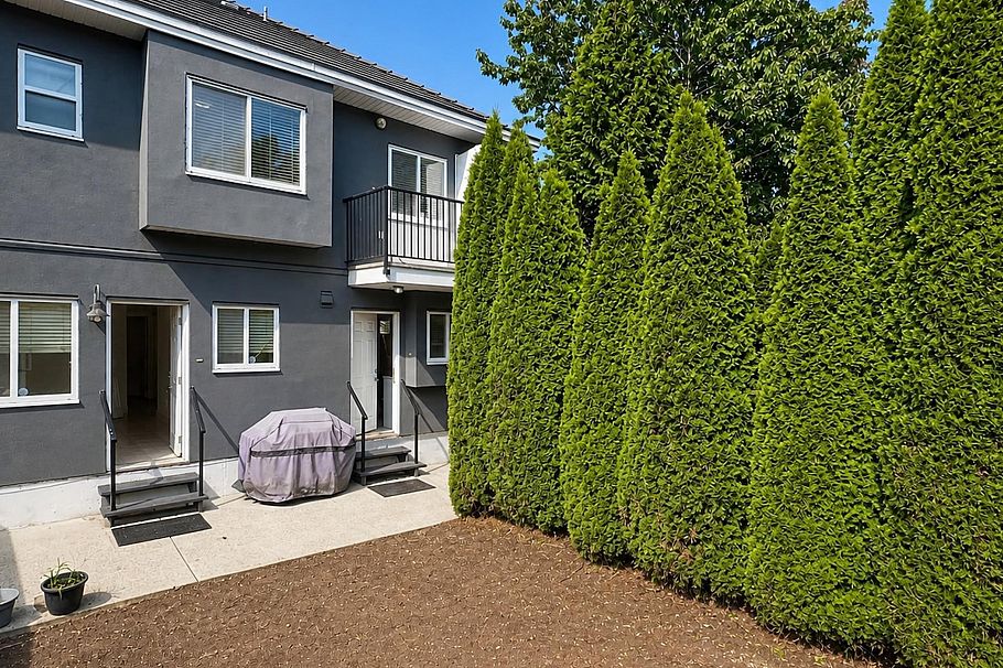 2388 E 5th Avenue Vancouver, BC - 32