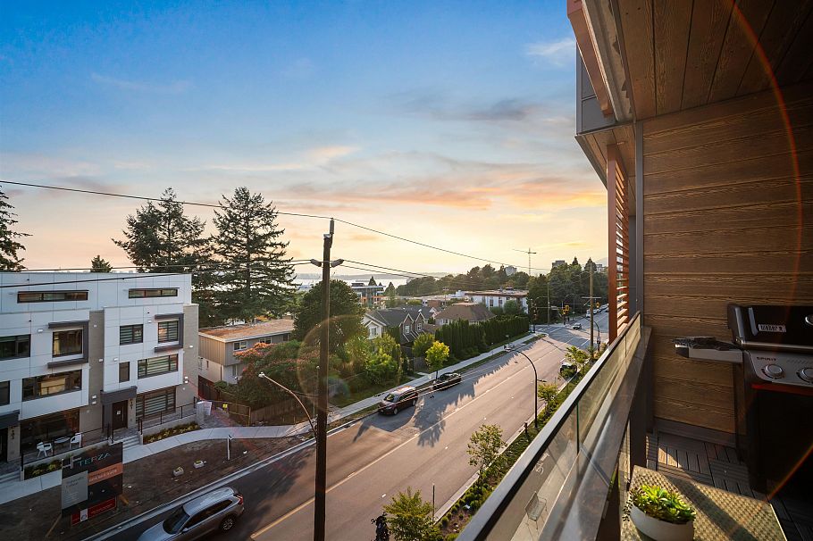 454 422 E 3rd Street North Vancouver, BC - 16