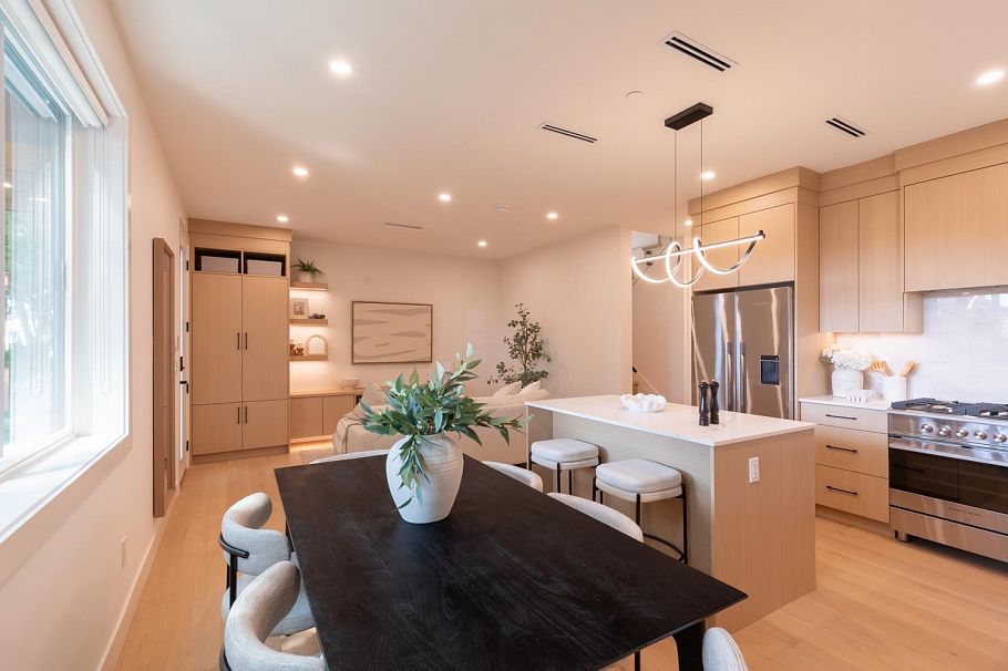 1 3615 Turner Street Vancouver, BC - 7