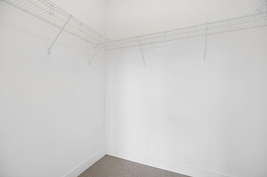 16 3596 Salal Drive North Vancouver, BC - 28