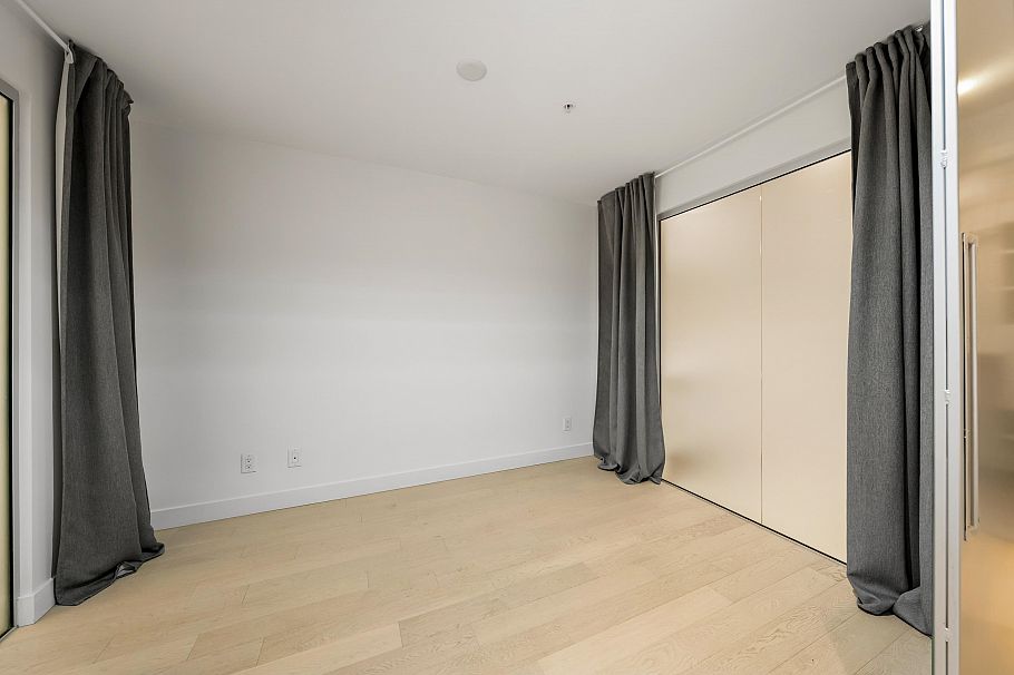 134 E 1st Avenue Vancouver, BC - 12